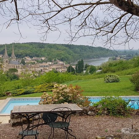 Les 4 Elements St Emilion Bed & Breakfast Branne  ภายนอก รูปภาพ