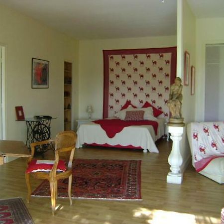 Les 4 Elements St Emilion Bed & Breakfast Branne  ภายนอก รูปภาพ