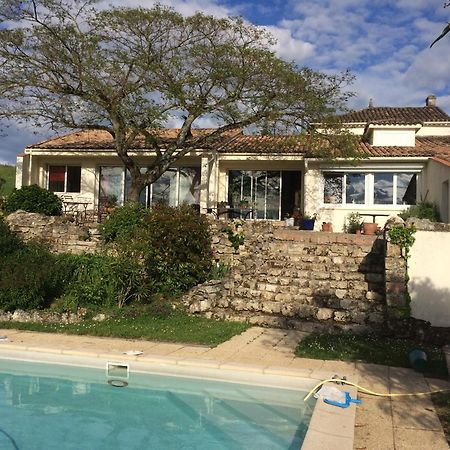 Les 4 Elements St Emilion Bed & Breakfast Branne  ภายนอก รูปภาพ