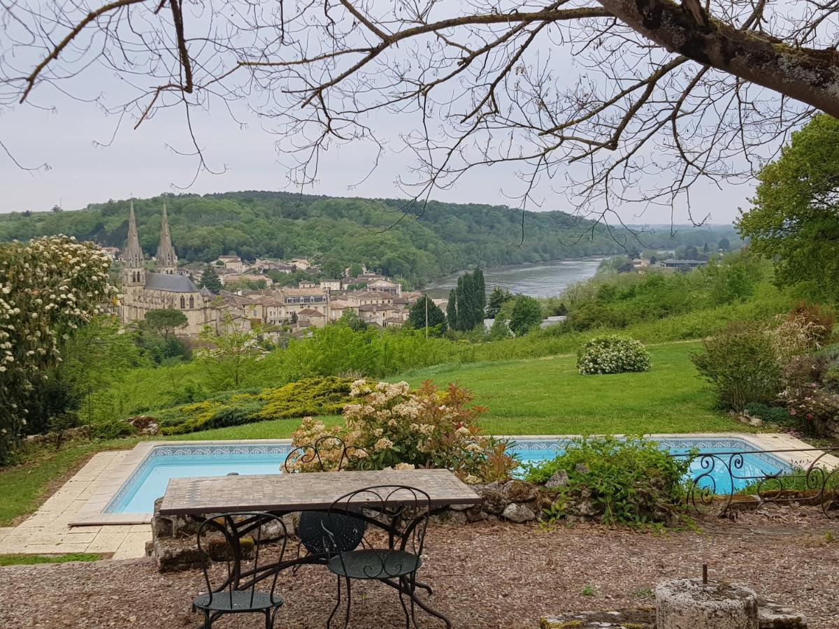 Les 4 Elements St Emilion Bed & Breakfast Branne  ภายนอก รูปภาพ