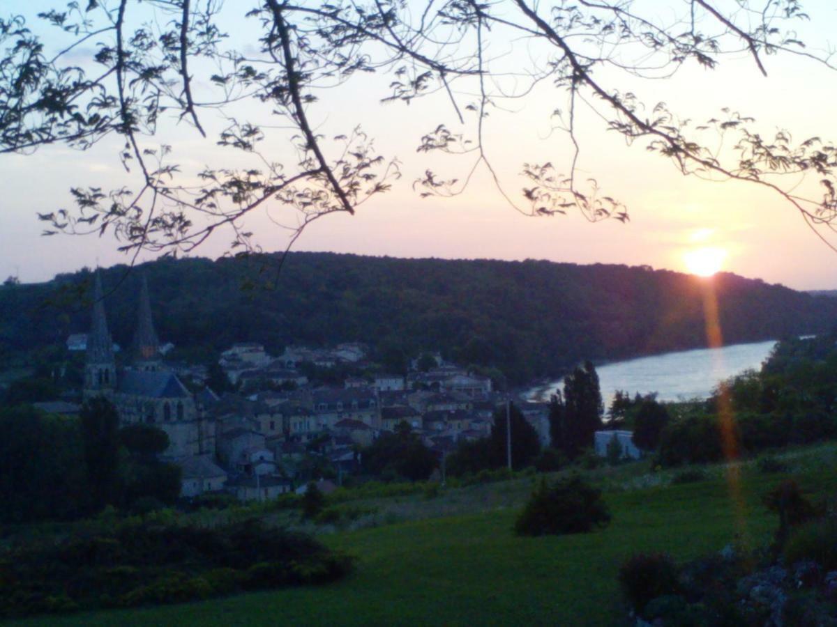 Les 4 Elements St Emilion Bed & Breakfast Branne  ภายนอก รูปภาพ