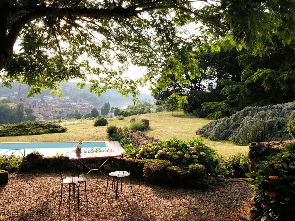 Les 4 Elements St Emilion Bed & Breakfast Branne  ภายนอก รูปภาพ