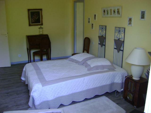 Les 4 Elements St Emilion Bed & Breakfast Branne  ภายนอก รูปภาพ