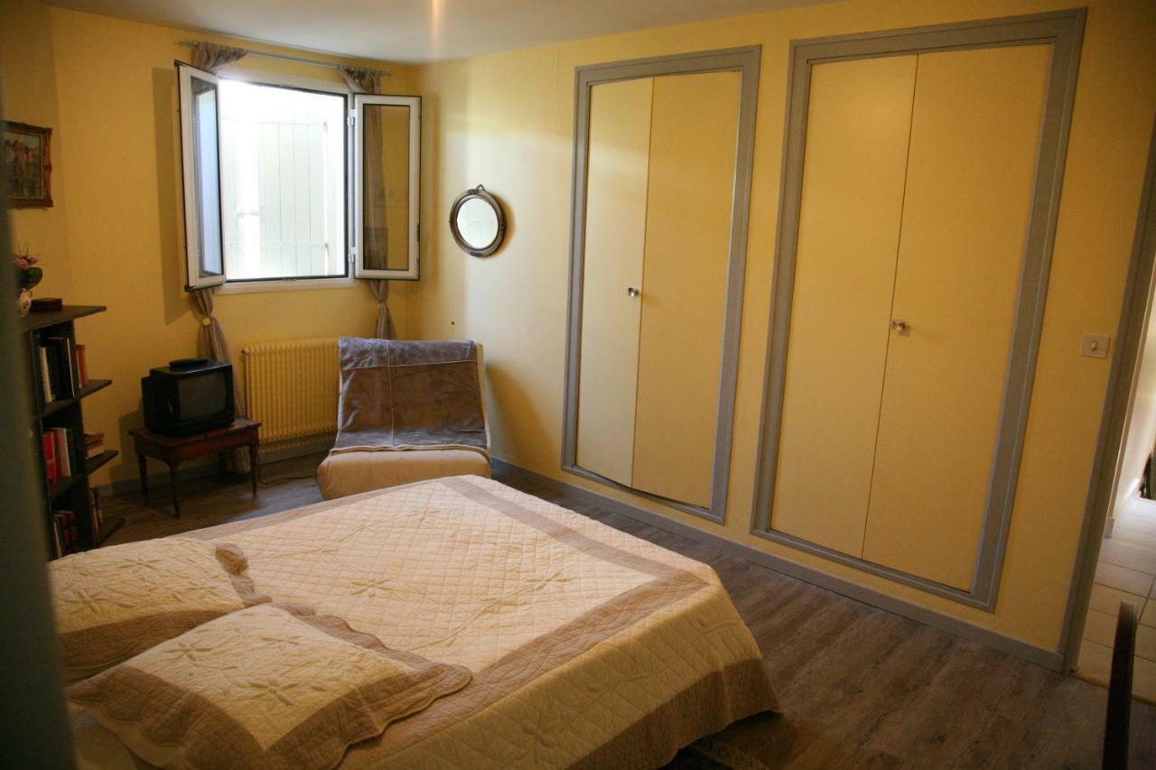 Les 4 Elements St Emilion Bed & Breakfast Branne  ภายนอก รูปภาพ